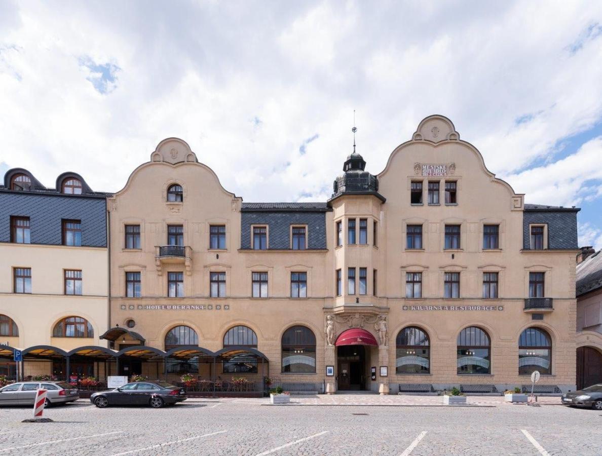 Hotel U Beránka Náchod Exterior foto