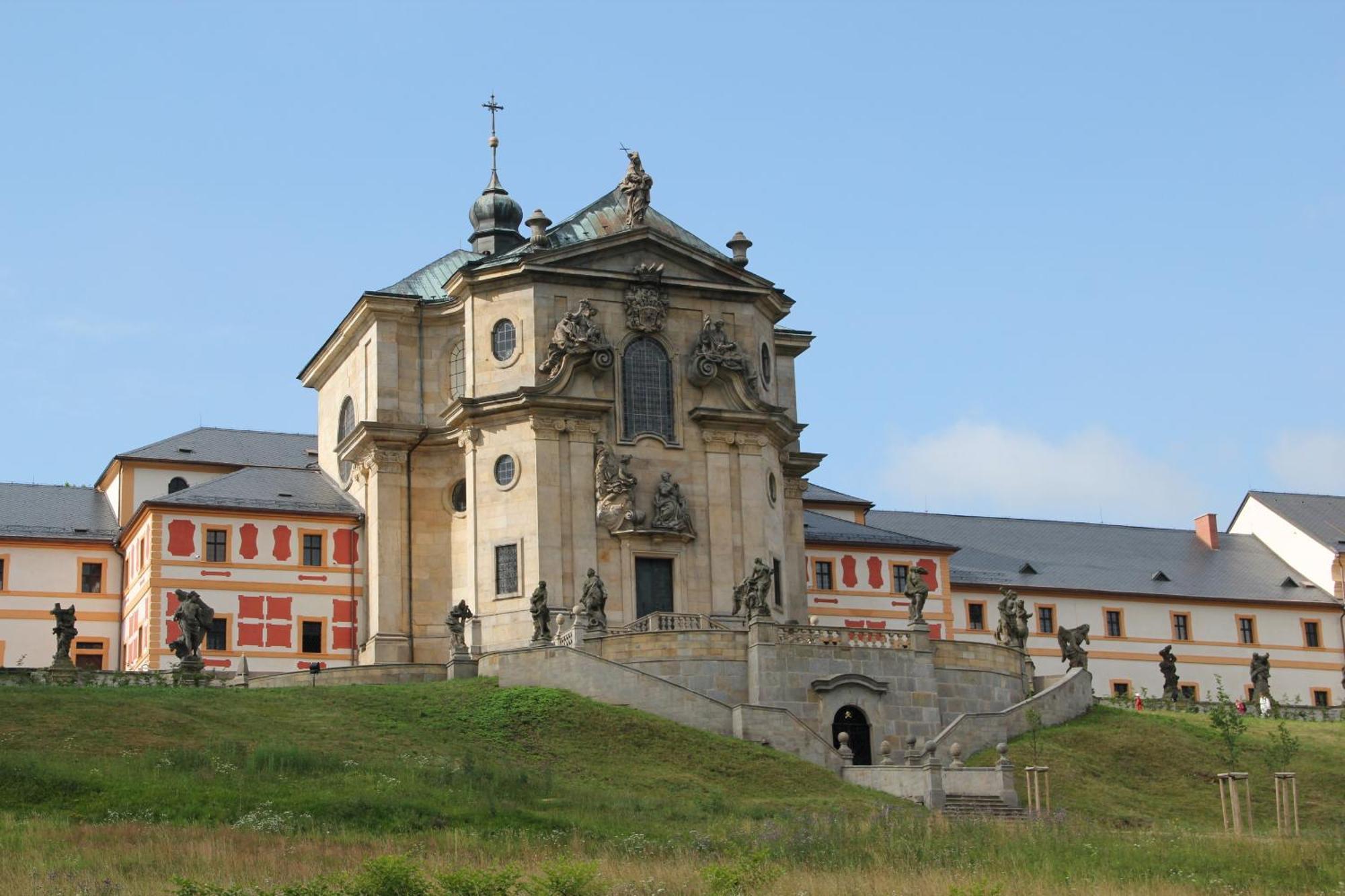 Hotel U Beránka Náchod Exterior foto